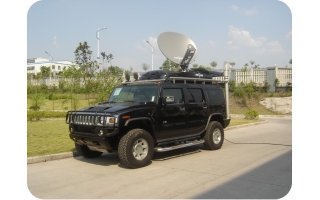 移動(dòng)衛(wèi)星轉(zhuǎn)播車(chē)