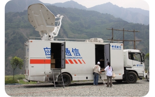 應(yīng)急衛(wèi)星通信車(chē)